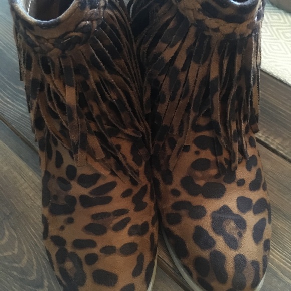 Suede leopard fringe booties - Picture 6 of 7